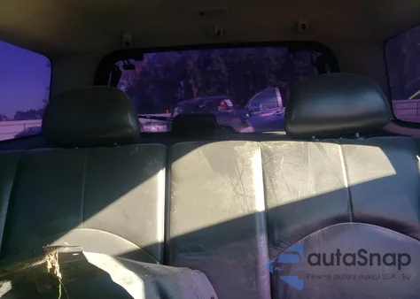 2003 Mazda Tribute Es z USA, uszkodzony, nr VIN 4F2CZ06103KM38447